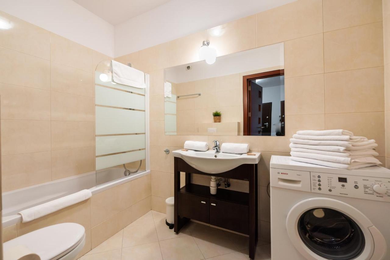 Wola Sunset Apartment Free Parking 바르샤바 외부 사진