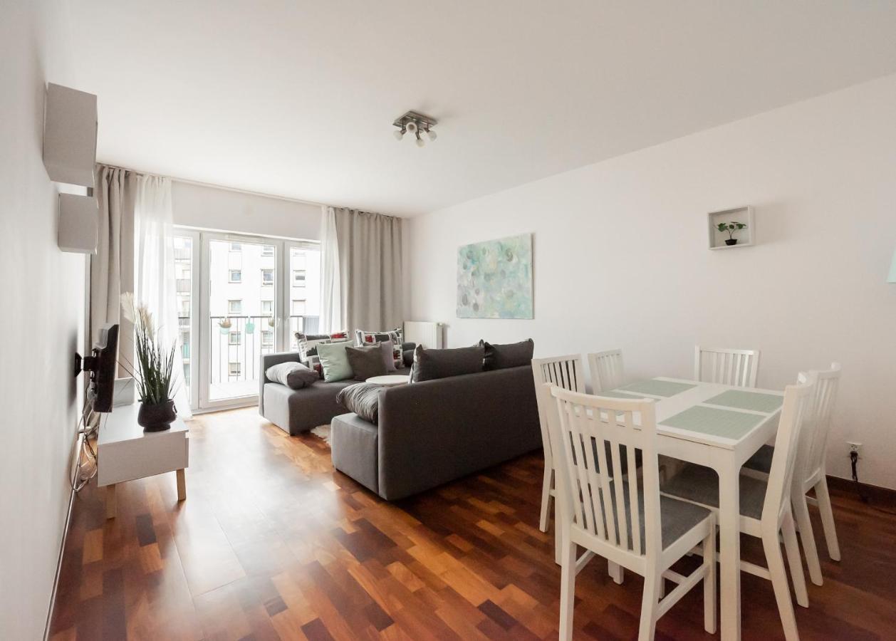 Wola Sunset Apartment Free Parking 바르샤바 외부 사진