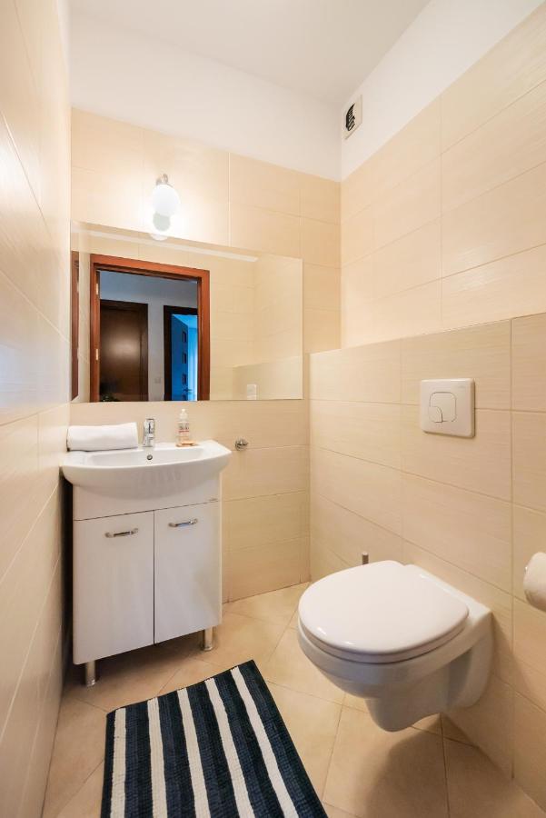 Wola Sunset Apartment Free Parking 바르샤바 외부 사진