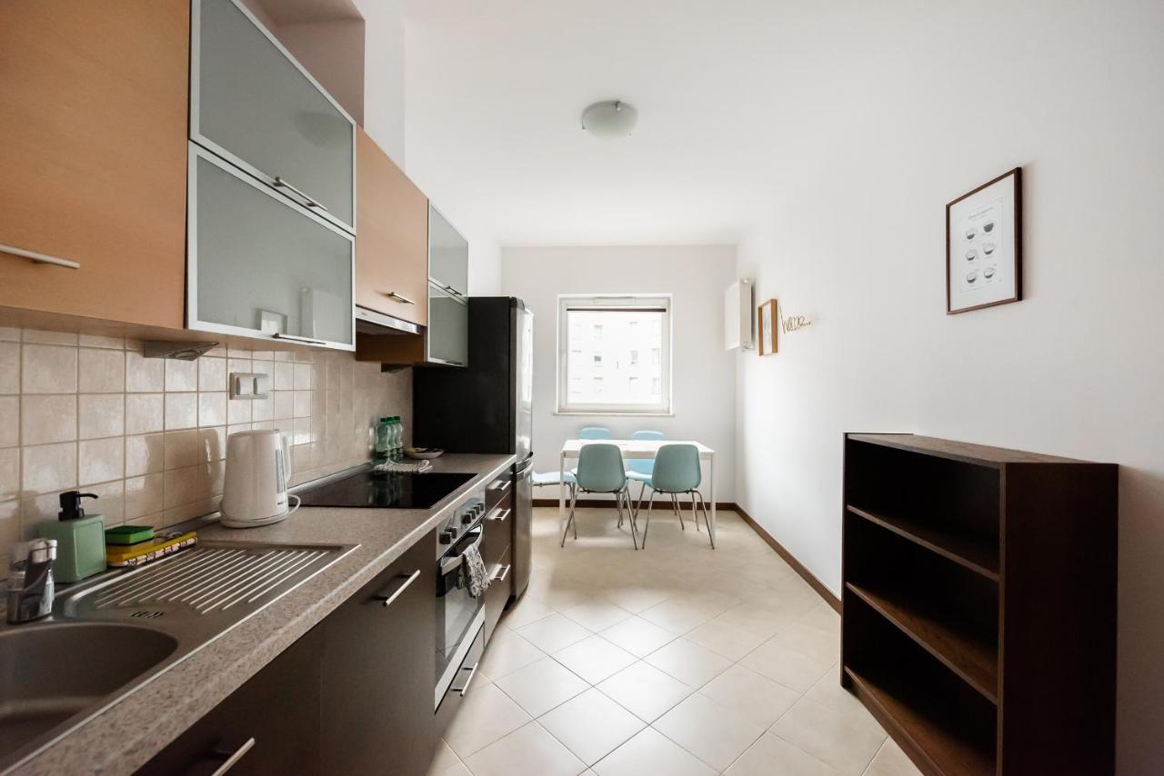 Wola Sunset Apartment Free Parking 바르샤바 외부 사진